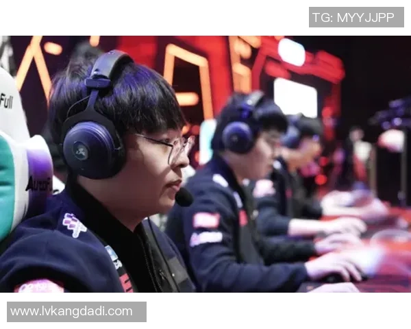 WE在精英赛中的灵活战术运用与团队协作分析